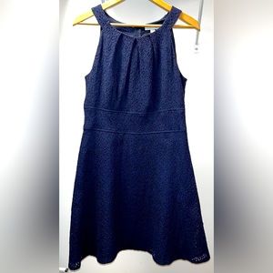 🦋 Gorgeous eyelet fit & flare dress by New York & Co in rich navy blue 8🦋